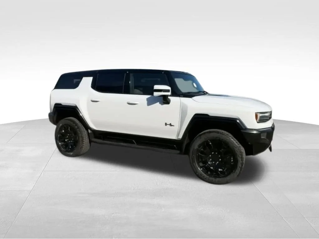 Used 2025 GMC HUMMER EV 2X with VIN 1GKB0NDE2SU106073 for sale in Delano, CA