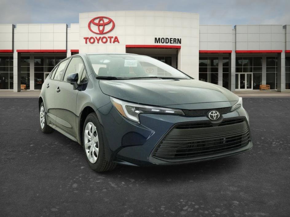 New 2026 Blueprint Toyota Hybrid LE image 17