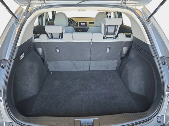 Used 2019 Silver Honda LX image 14