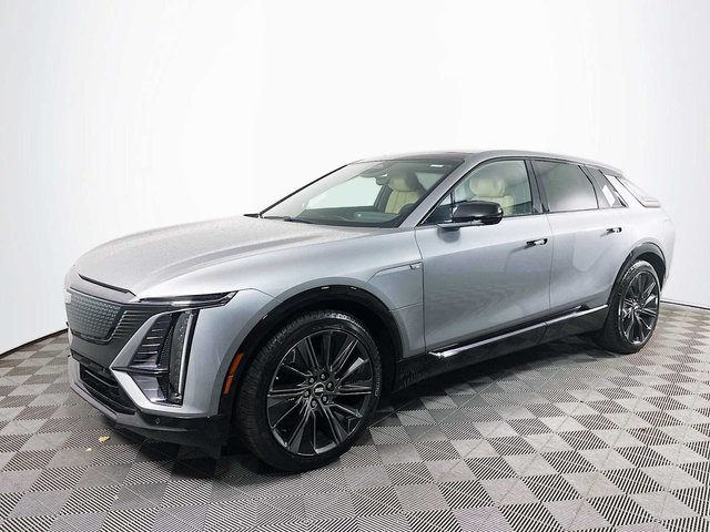 2025 Cadillac LYRIQ Sport 3