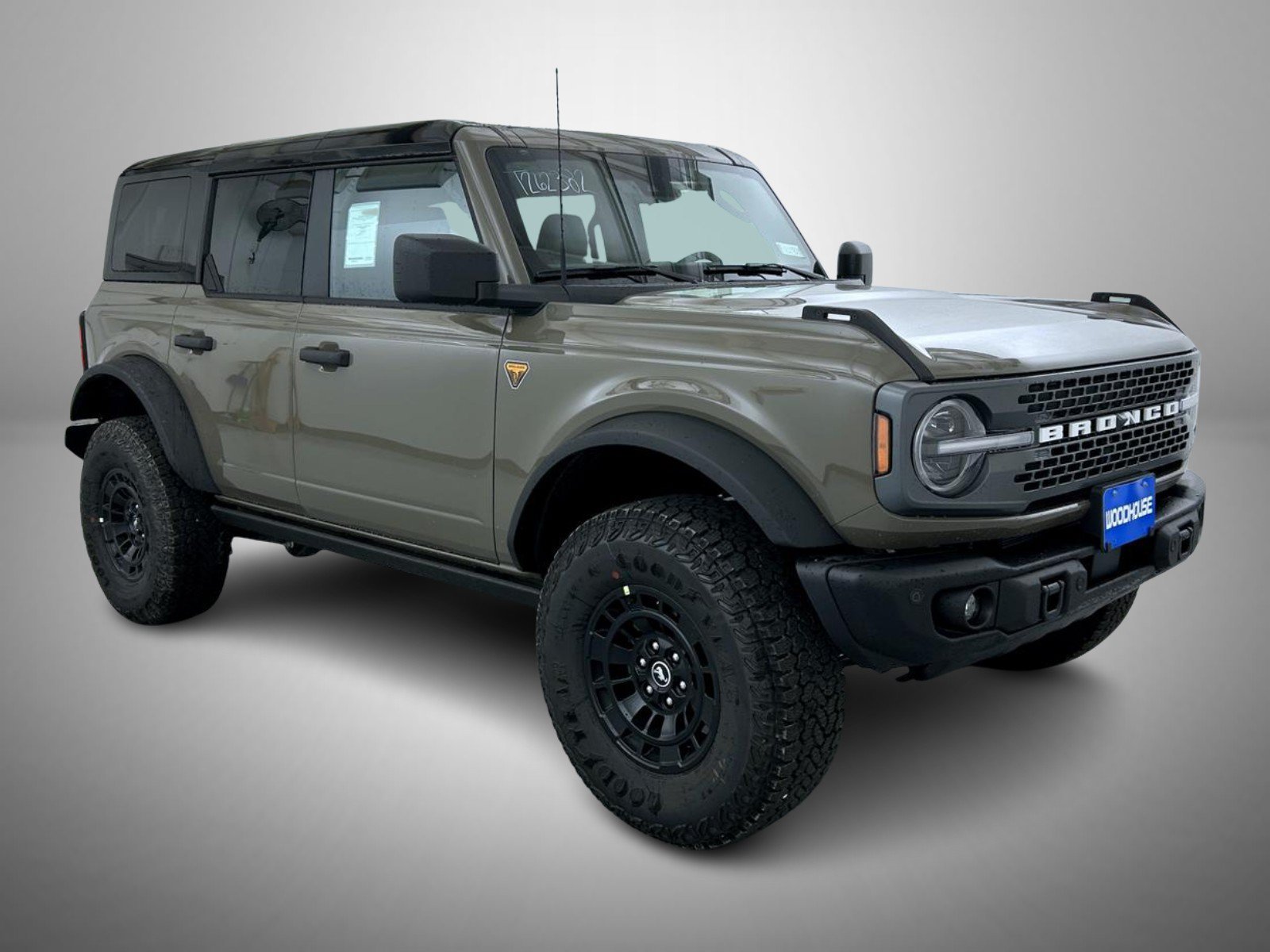 New 2026 Marsh Gray Ford Badlands image 3