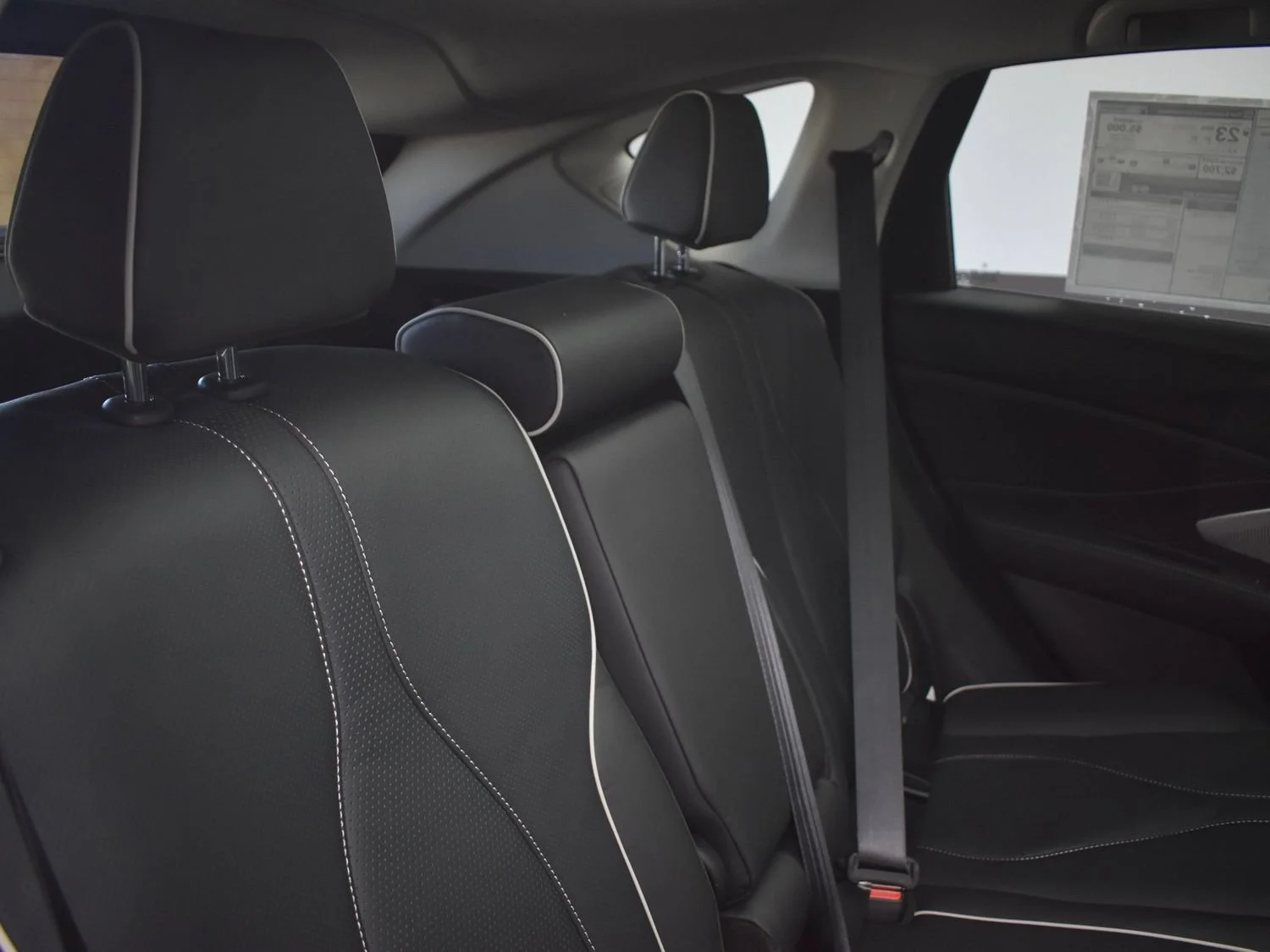 New 2026 Liquid Carbon Metallic Acura w/Advance Package image 26