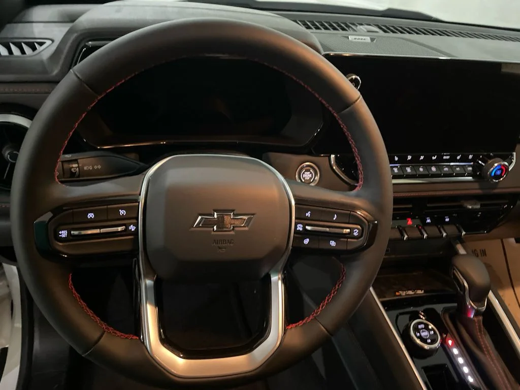 2026 Chevrolet Colorado Z71 - Photo 13