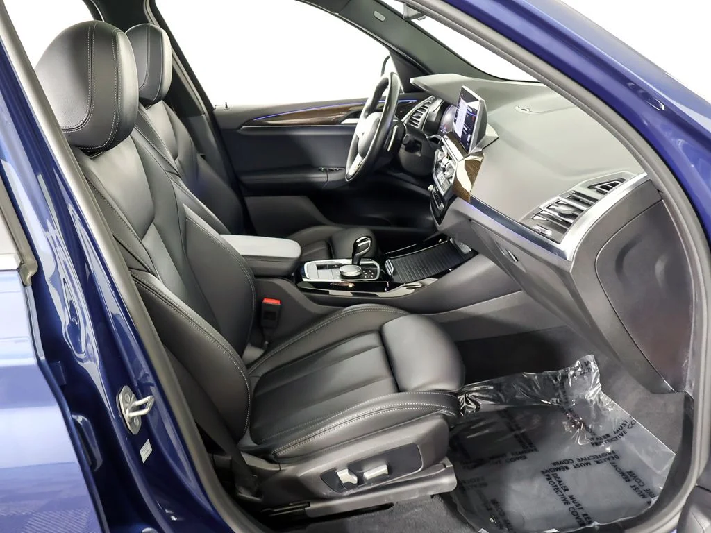 Used 2022 Phytonic Blue Metallic BMW xDrive30i image 34