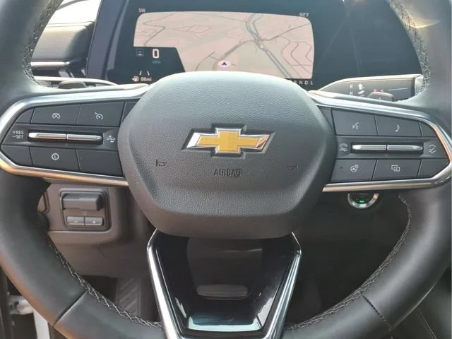 Used 2026 Polar White Tricoat Chevrolet High Country image 12