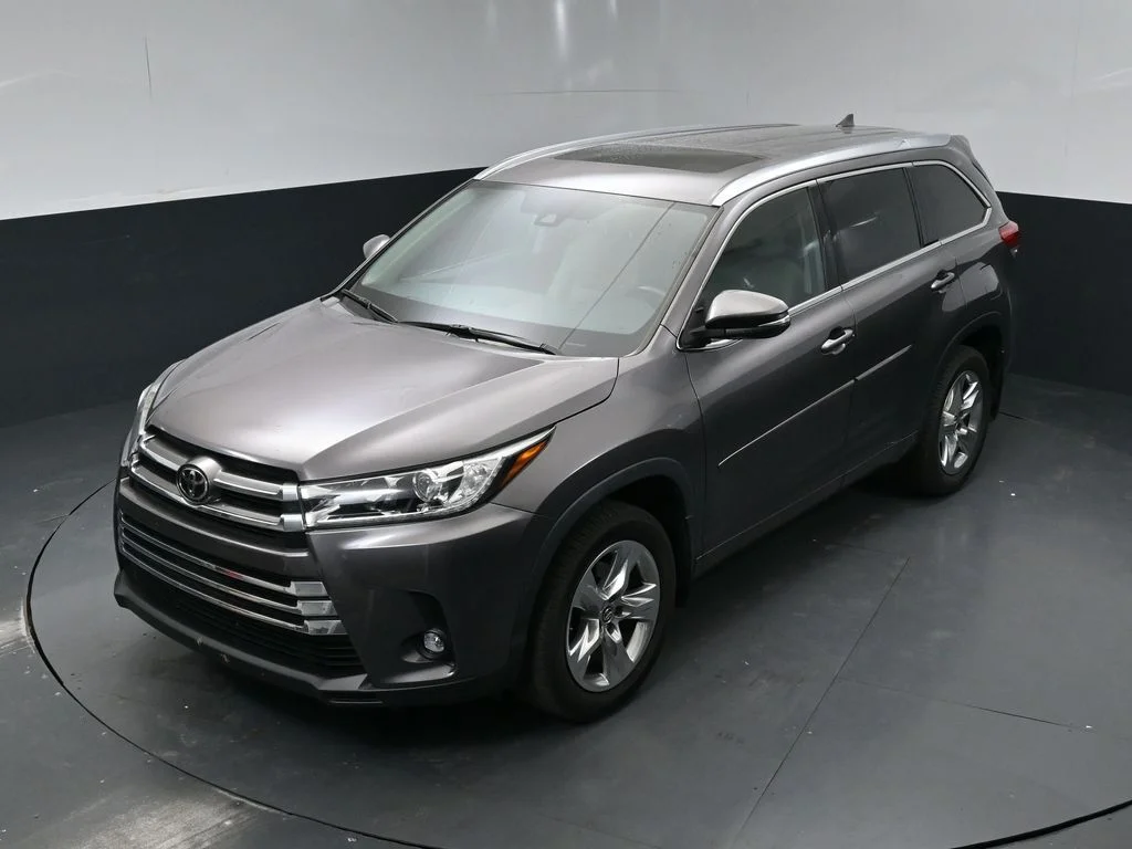Certified Used 2019 Gray Toyota Limited image 15