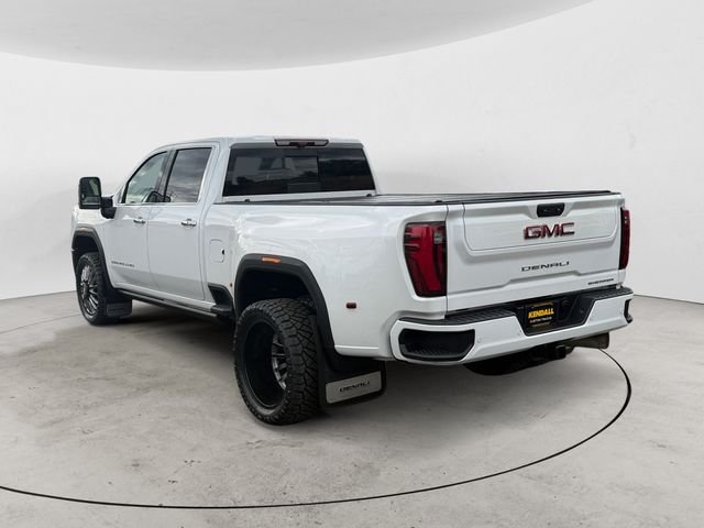 Used 2024 White GMC Denali image 8