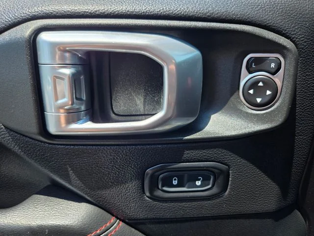 Used 2020 Gray Jeep Unlimited Rubicon image 35