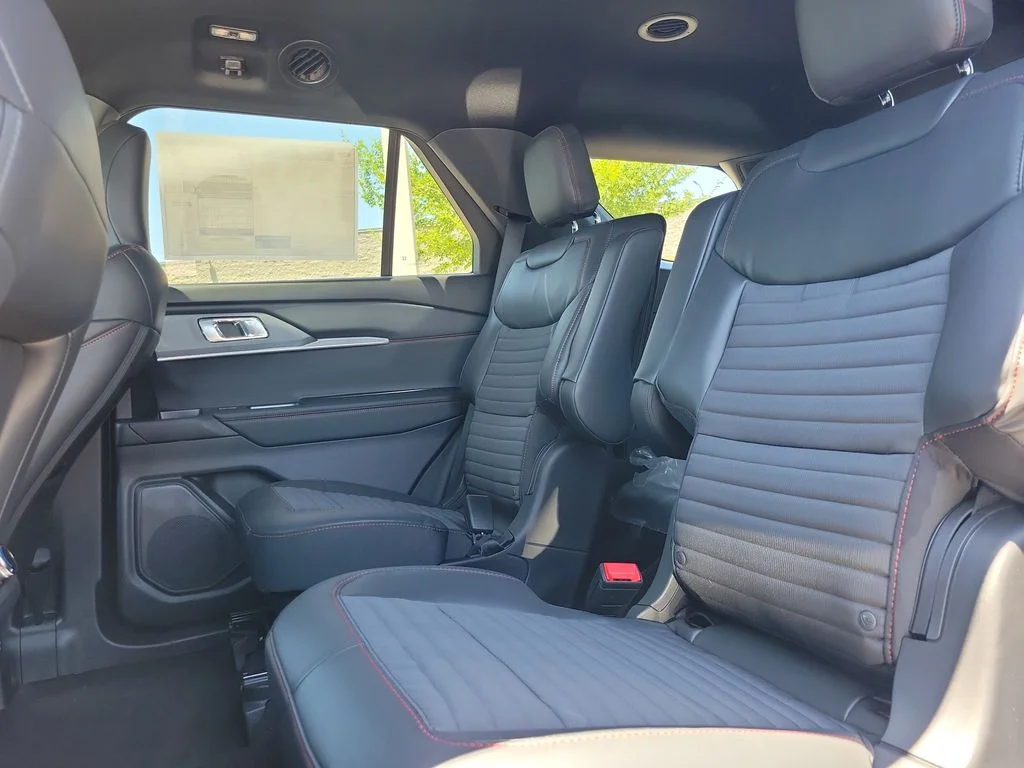 New 2026 Vapor Blue Metallic Ford ST-Line image 10