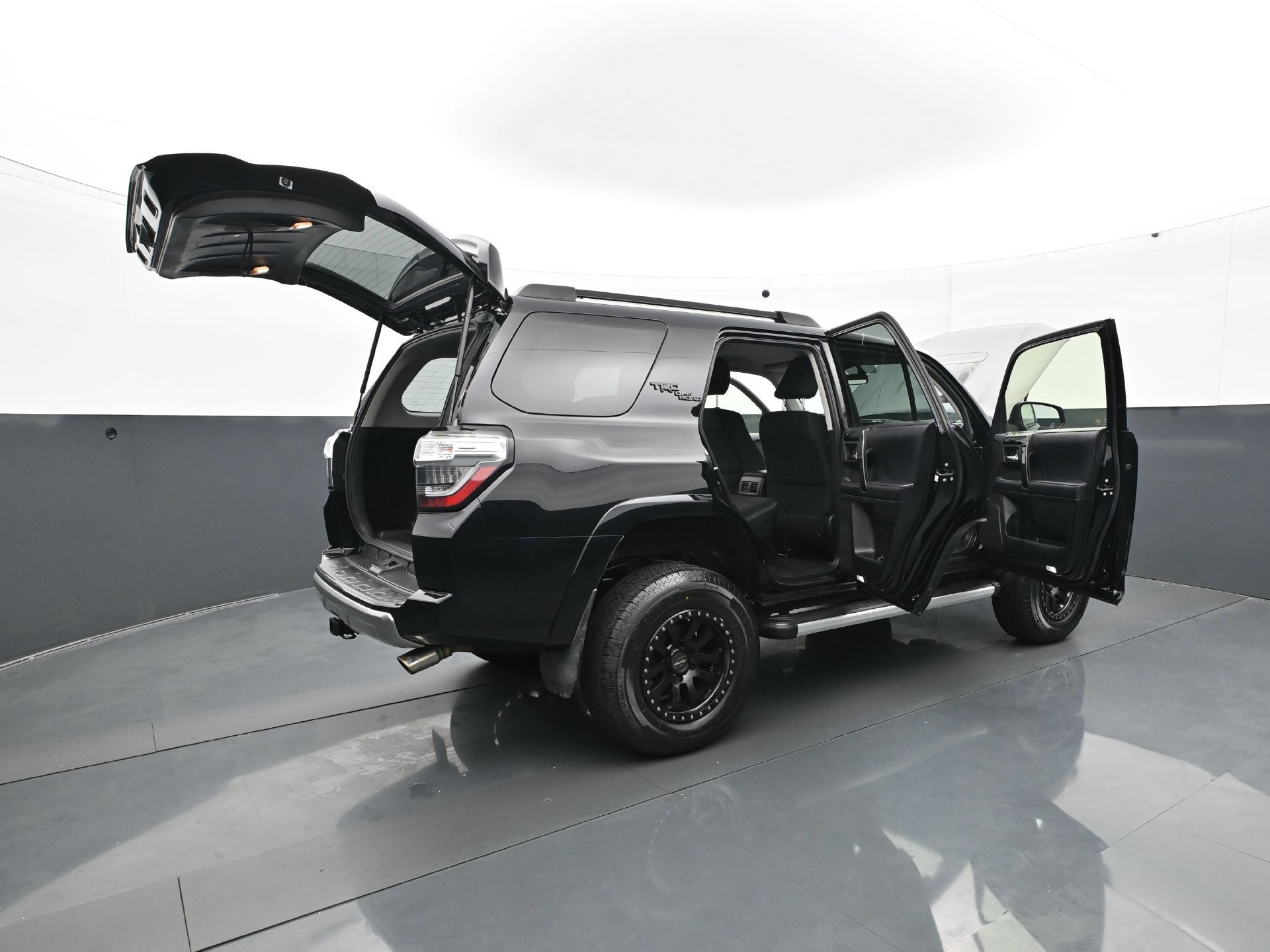 Used 2019 Midnight Black Metallic Toyota TRD Off-Road image 38