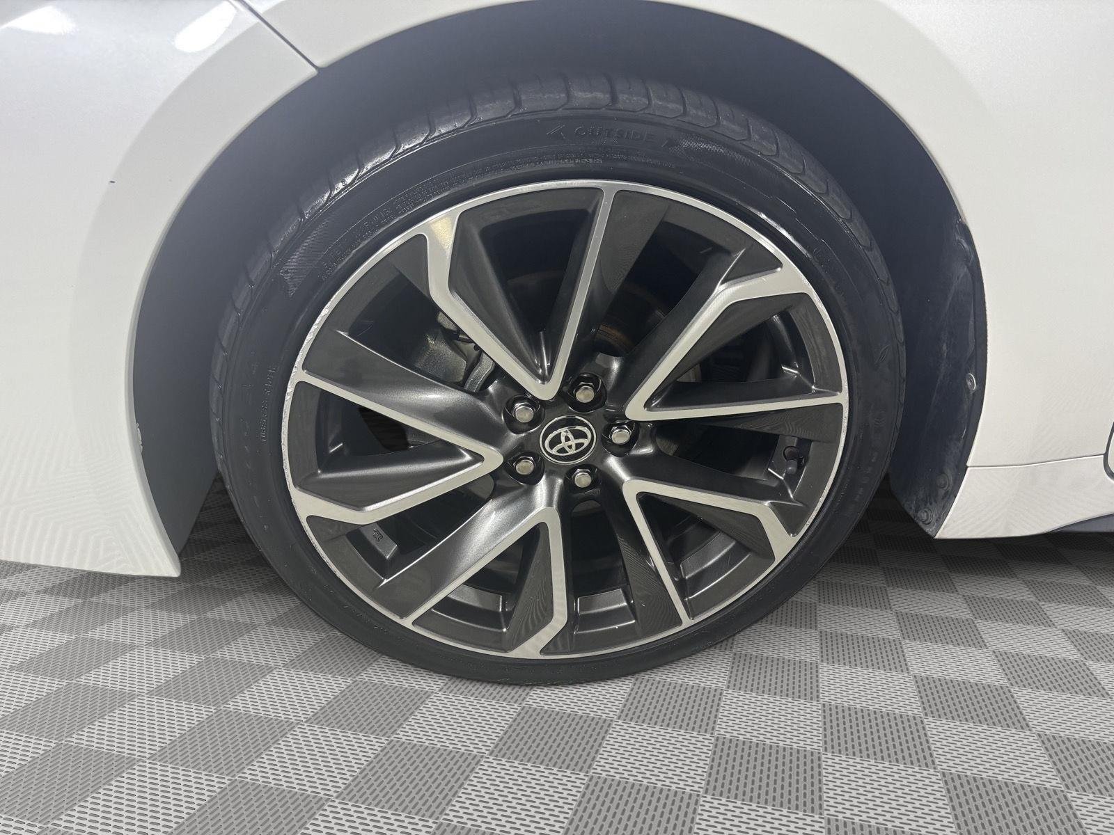 Certified Used 2022 Wind Chill Pearl Toyota SE image 9