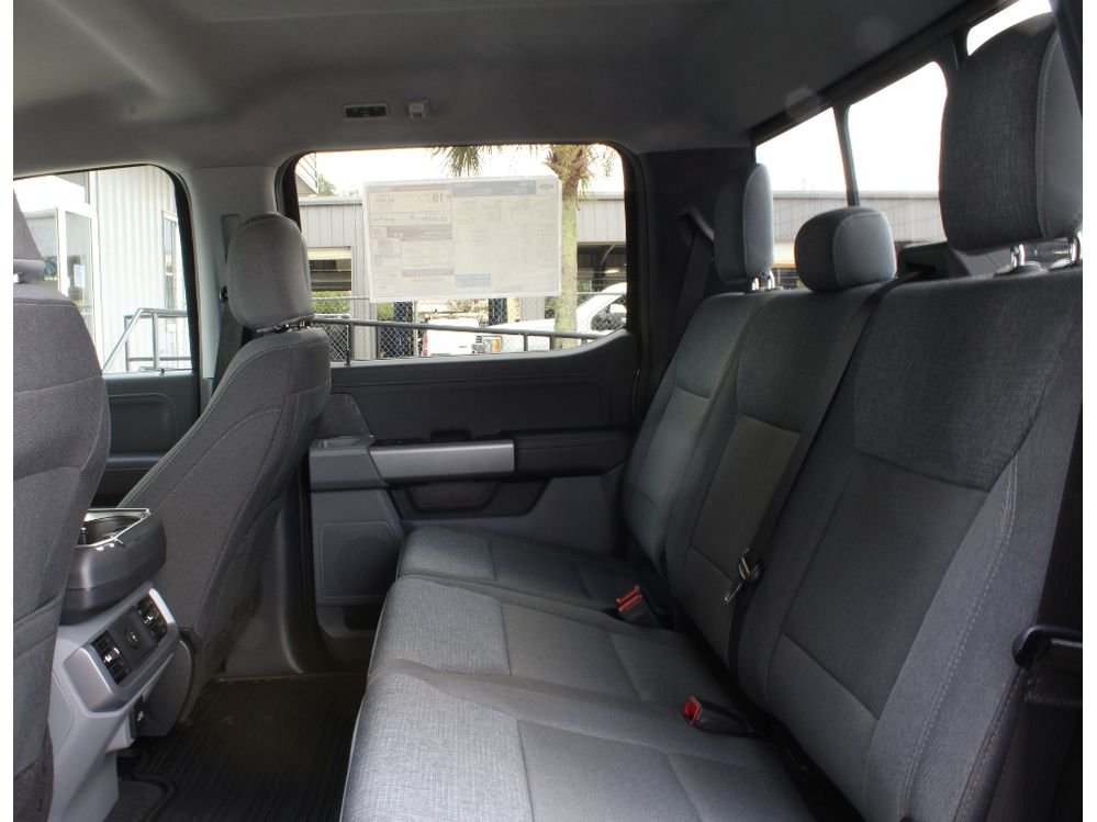 New 2026 Carbonized Gray Metallic Ford XLT image 14