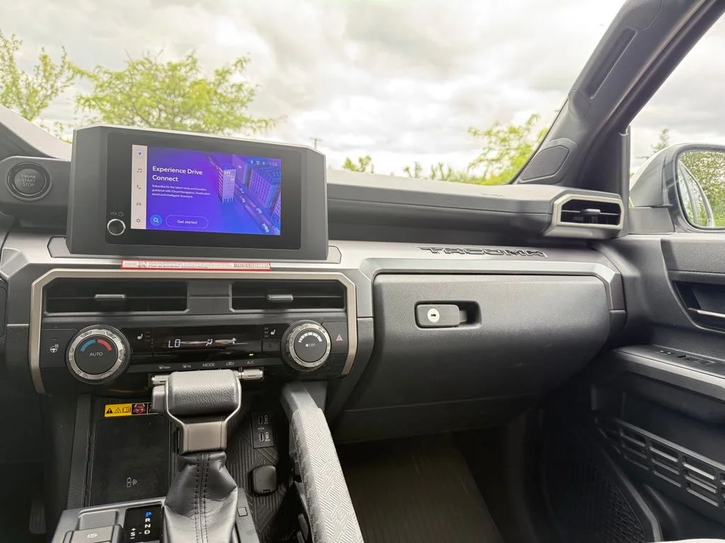 Used 2025 White Toyota SR5 image 23