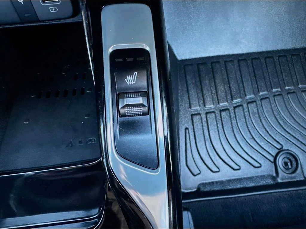 Used 2023 Blue Kia SX image 28
