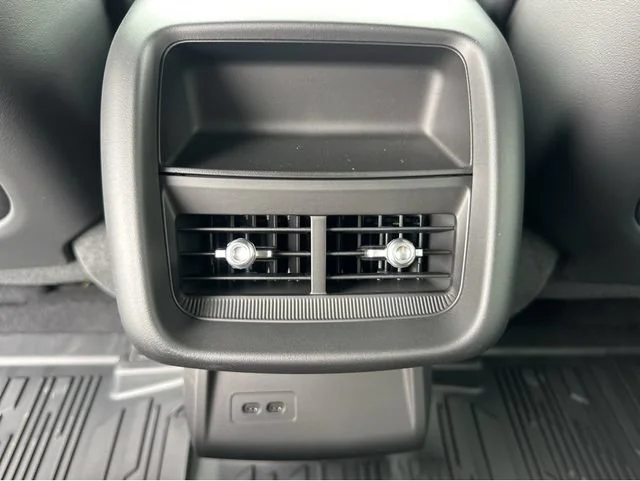 2026 Cadillac LYRIQ Luxury - Photo 14