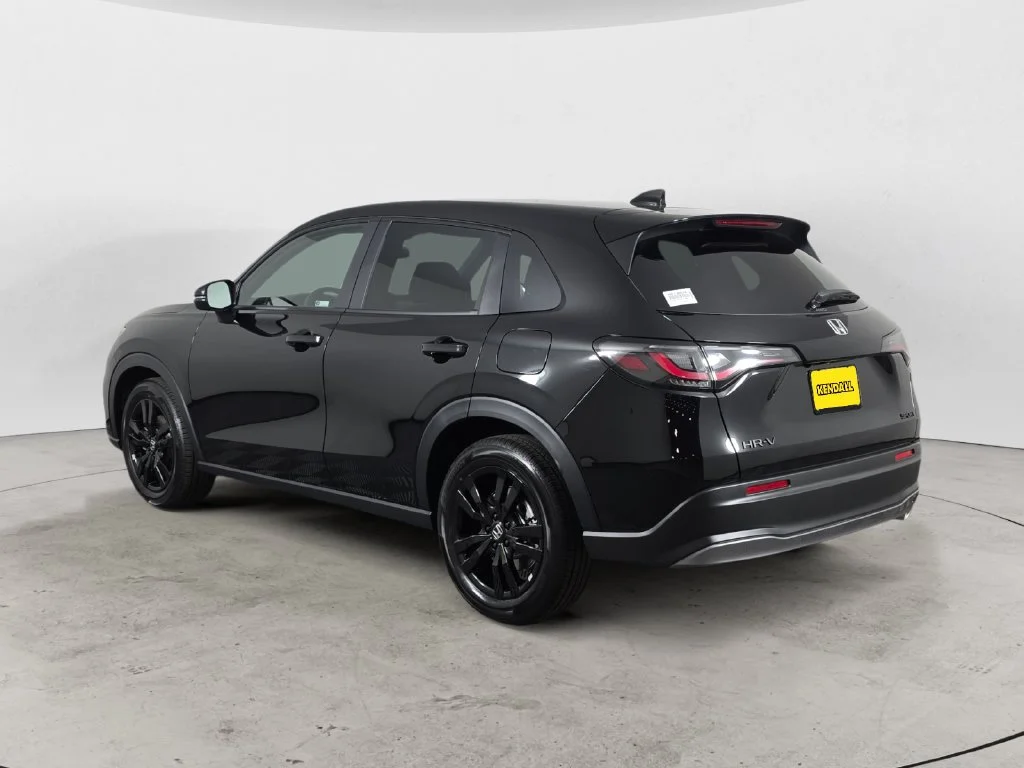 2027 Honda HR-V Sport - Photo 7