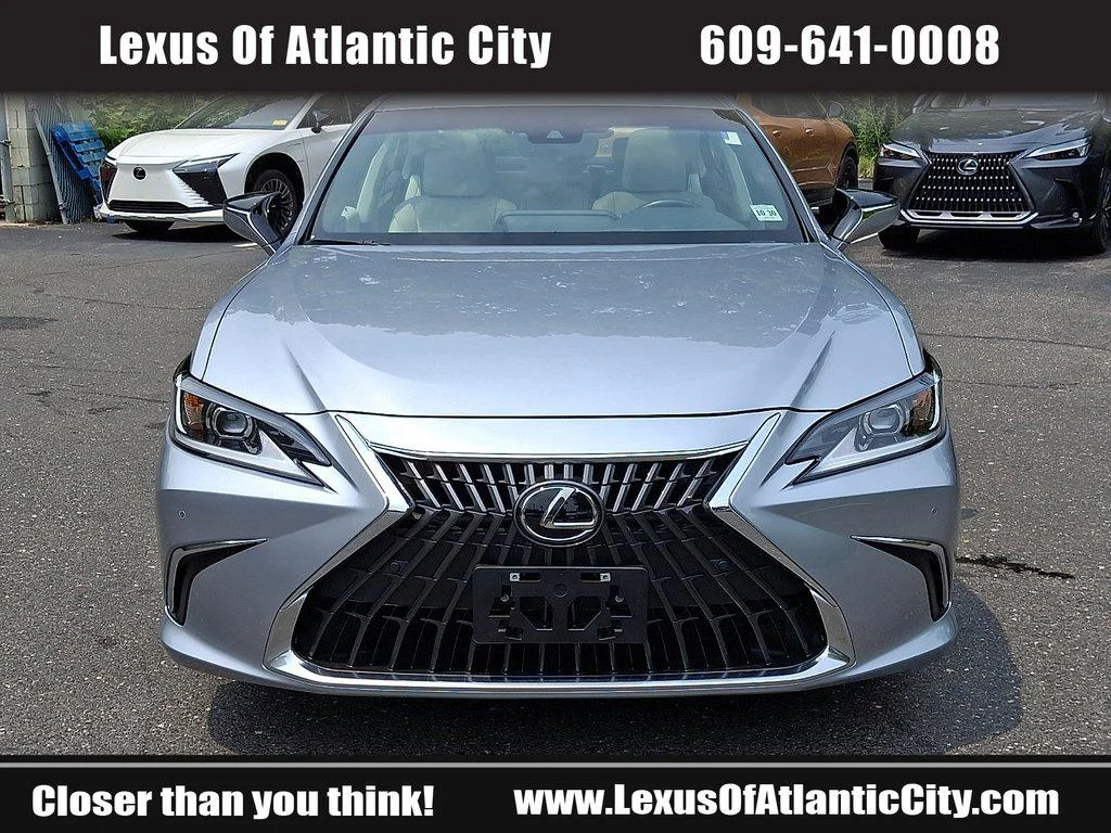 Certified Used 2025 Iridium Lexus ES 300h image 2