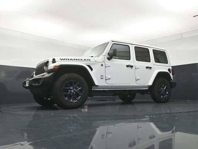 New 2026 Bright White Clearcoat Jeep 85th Anniversary Edition image 20