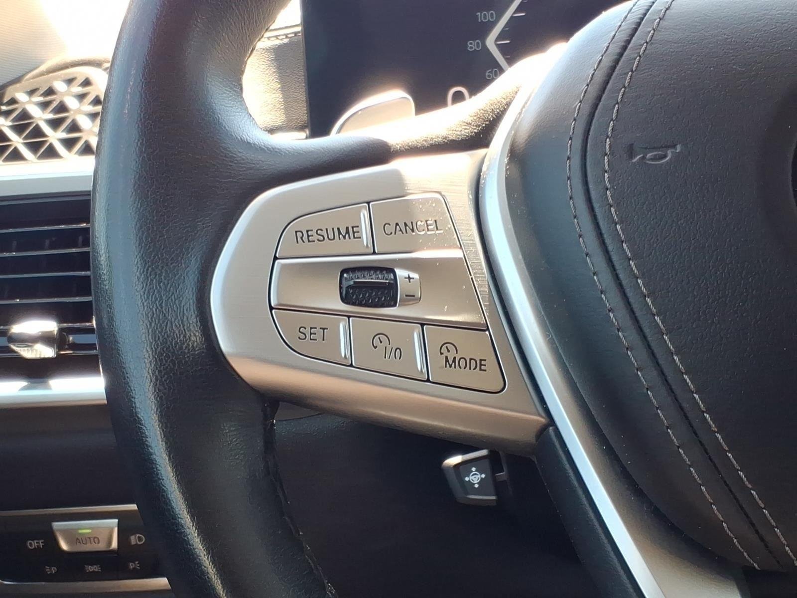 Used 2023 Black Sapphire Metallic BMW xDrive40i image 26