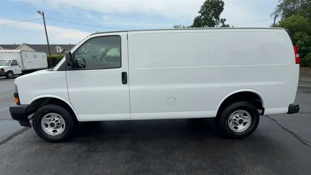 Used 2023 Summit White GMC Work Van image 17
