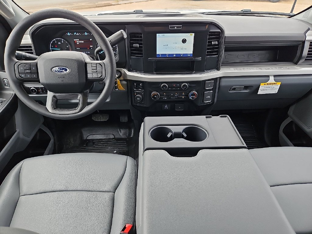 New 2026 Oxford White Ford F-350® XL image 19