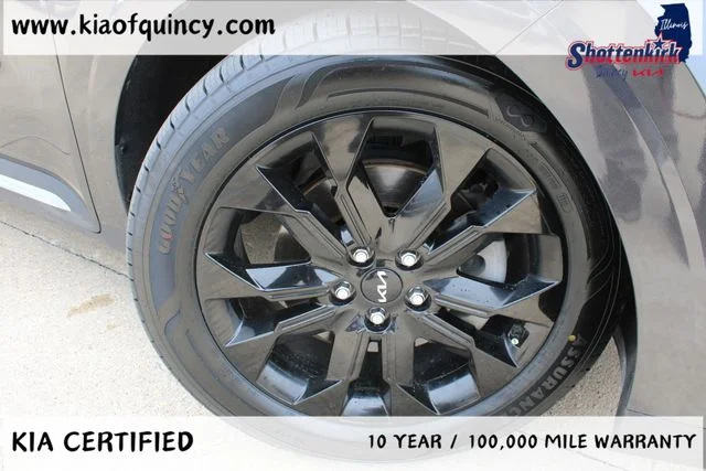 Used 2024 Gray Kia SX Prestige image 6