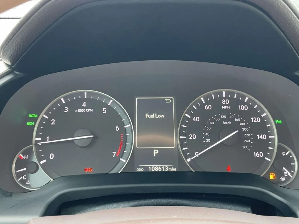 Used 2016 Matador Red Mica Lexus Base image 20