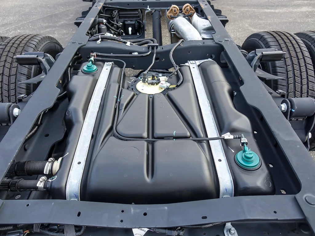 New 2026 Oxford White Ford XL image 24