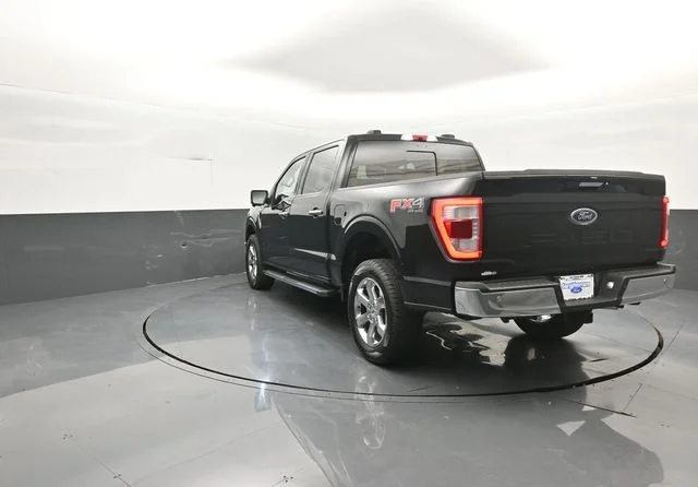 Used 2021 Black Metallic Ford Lariat image 5
