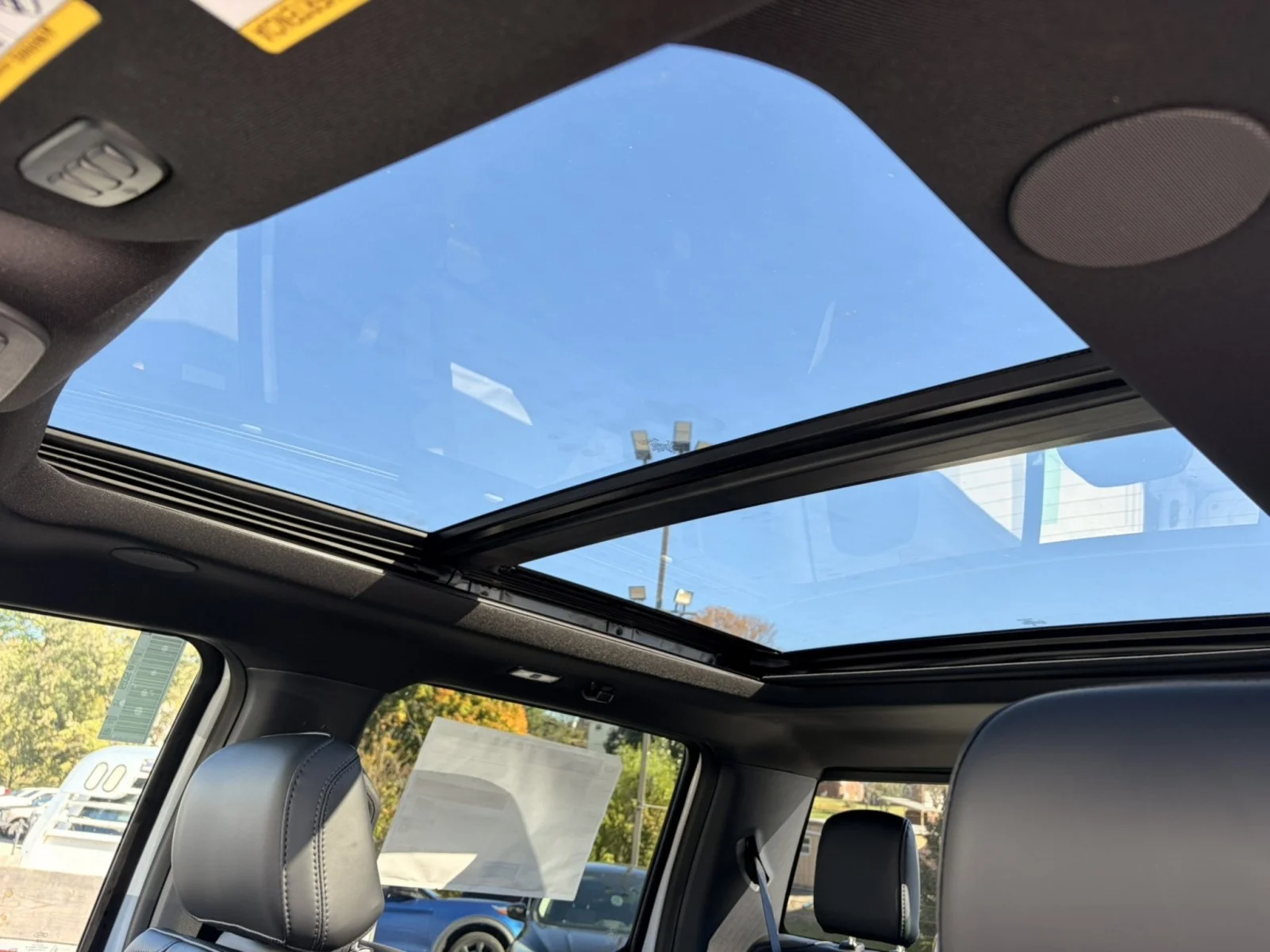 New 2027 Star White Metallic Tri-Coat Ford F-450® Platinum® image 30
