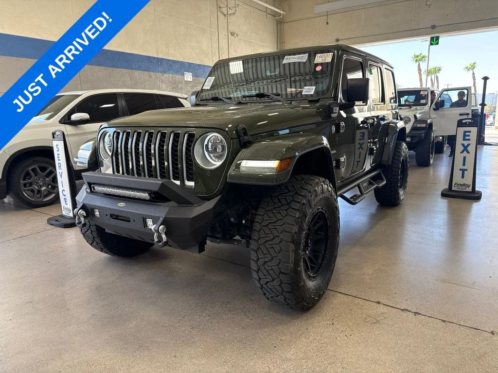 Used 2023 Green Clearcoat Jeep Sahara 4xe image 1