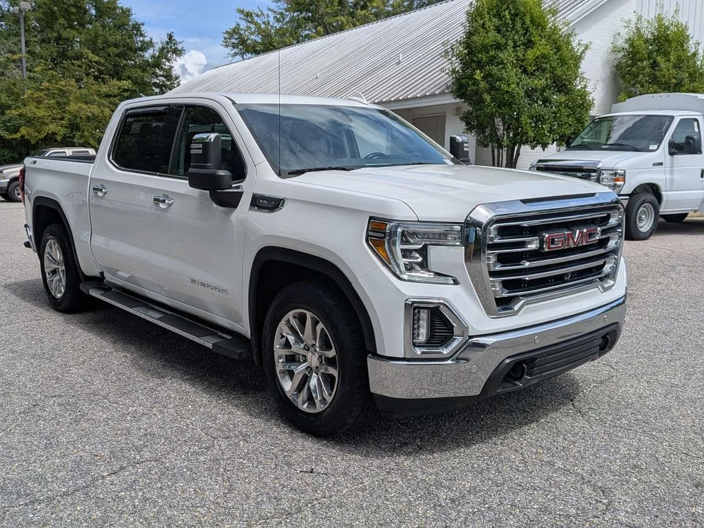 Used 2021 White GMC SLT image 7