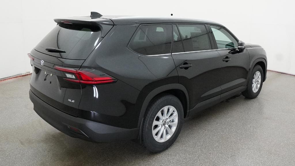 New 2026 Midnight Black Metallic Toyota XLE image 20