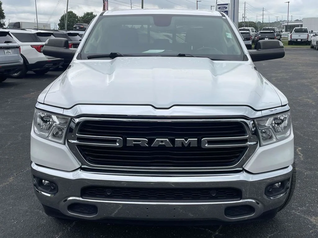 Certified Used 2019 White Ram Big Horn/Lone Star image 8
