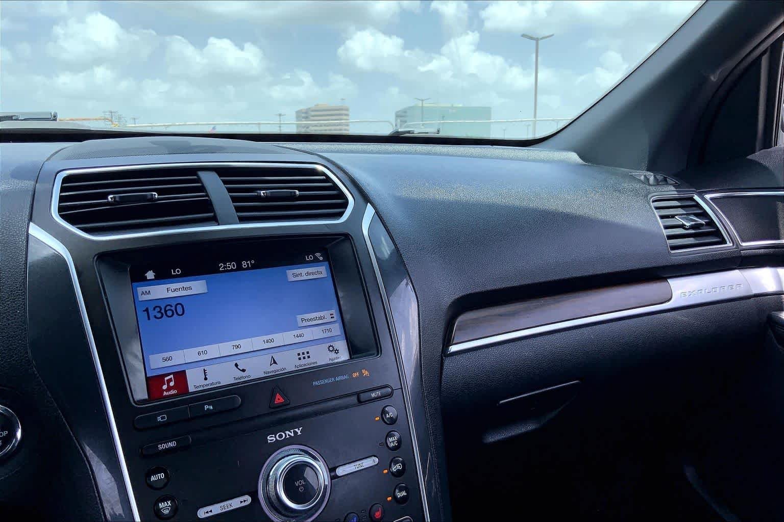 Used 2019 Ingot Silver Ford Limited image 34