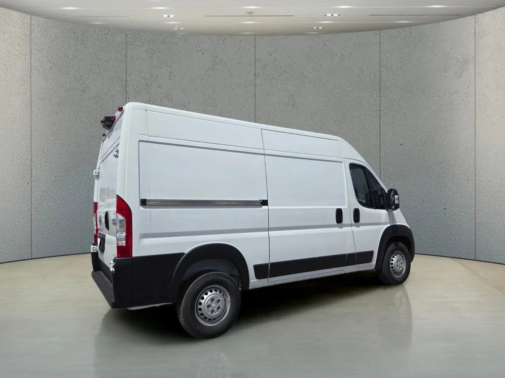 New 2026 Bright White Clear-Coat Exterior Paint RAM Tradesman image 4
