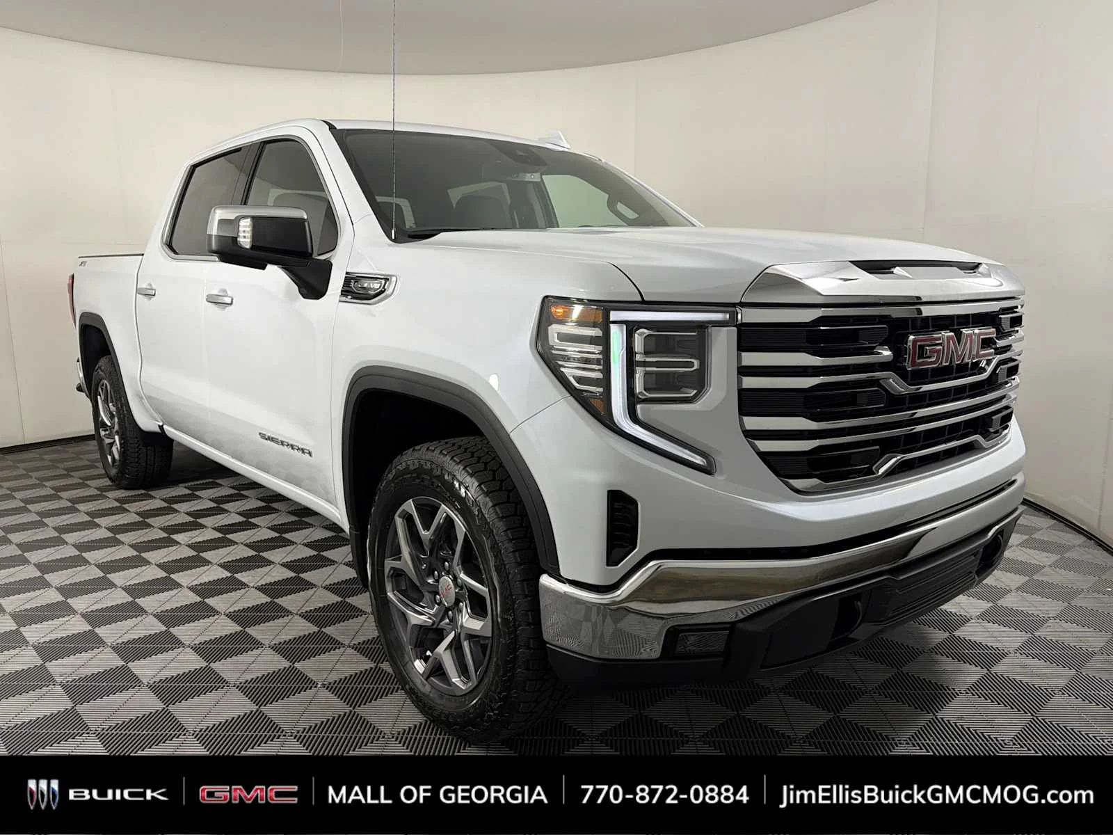New 2026 Glacier White Tricoat GMC SLT image 1