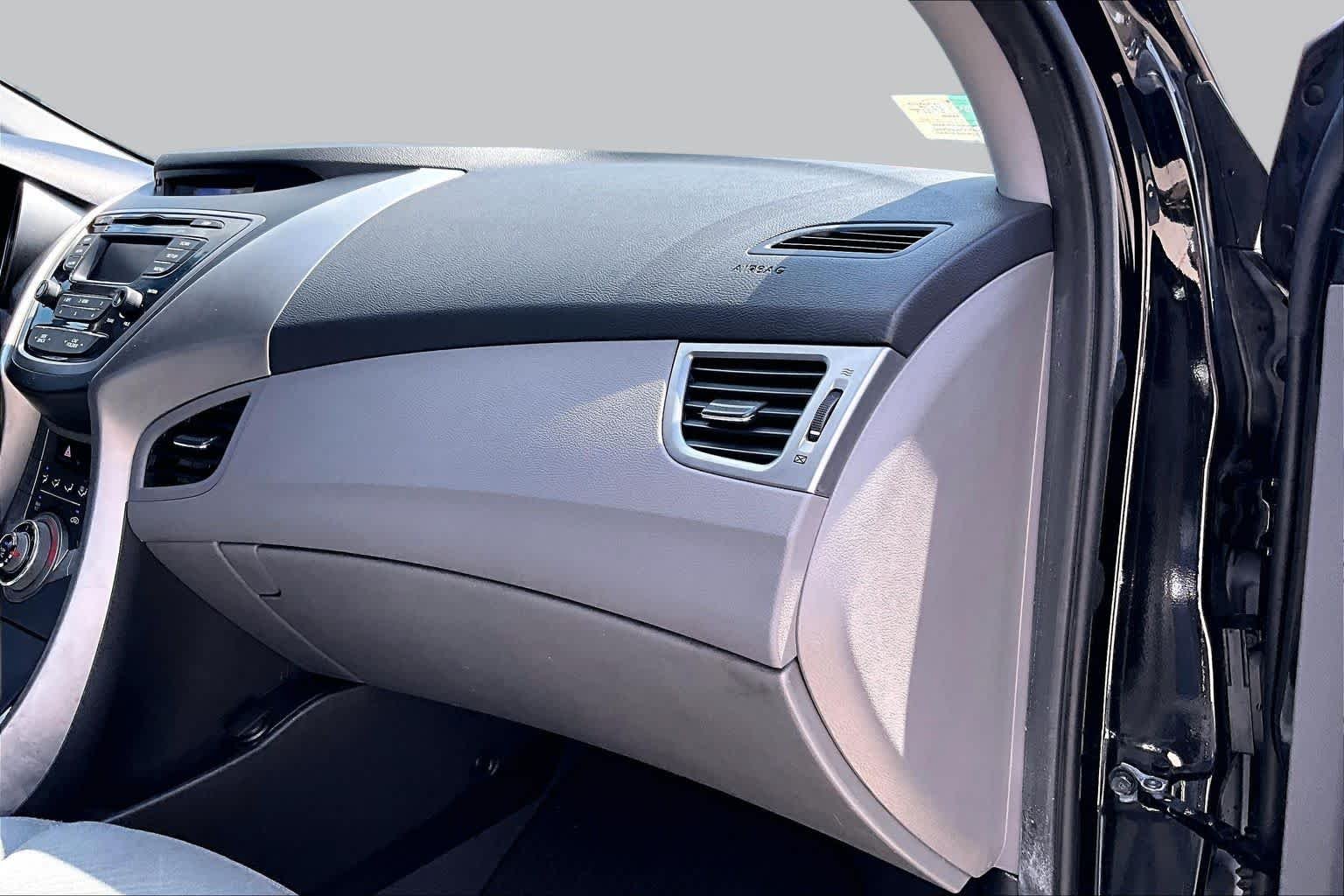 Used 2013 Phantom Black Metallic Hyundai GLS image 15