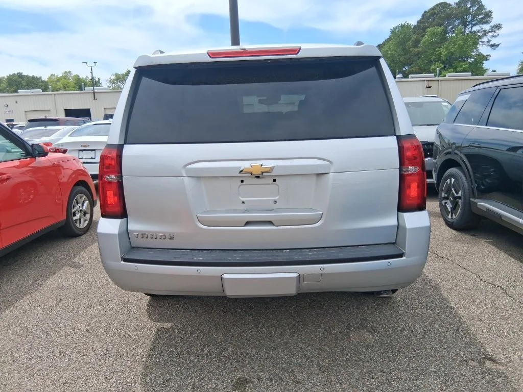 Used 2019 Silver Chevrolet LT image 7