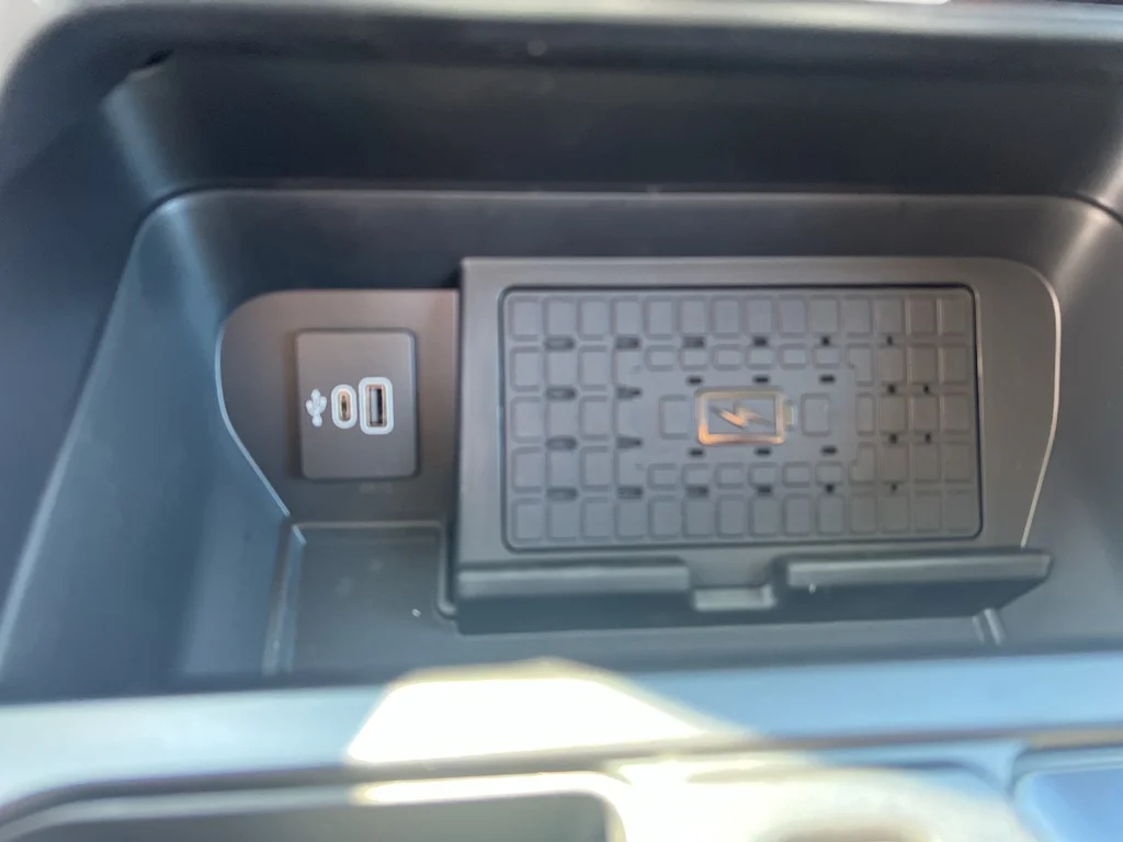 New 2026 Oxford White Ford XLT image 23