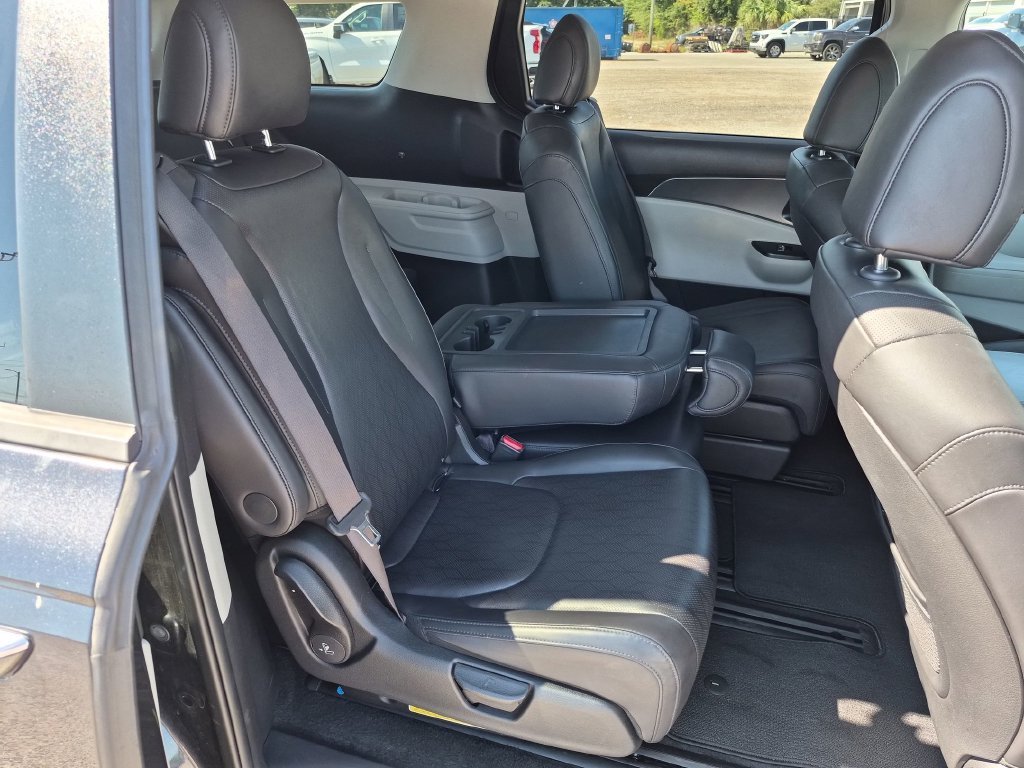 Used 2024 Gray Kia LX image 30