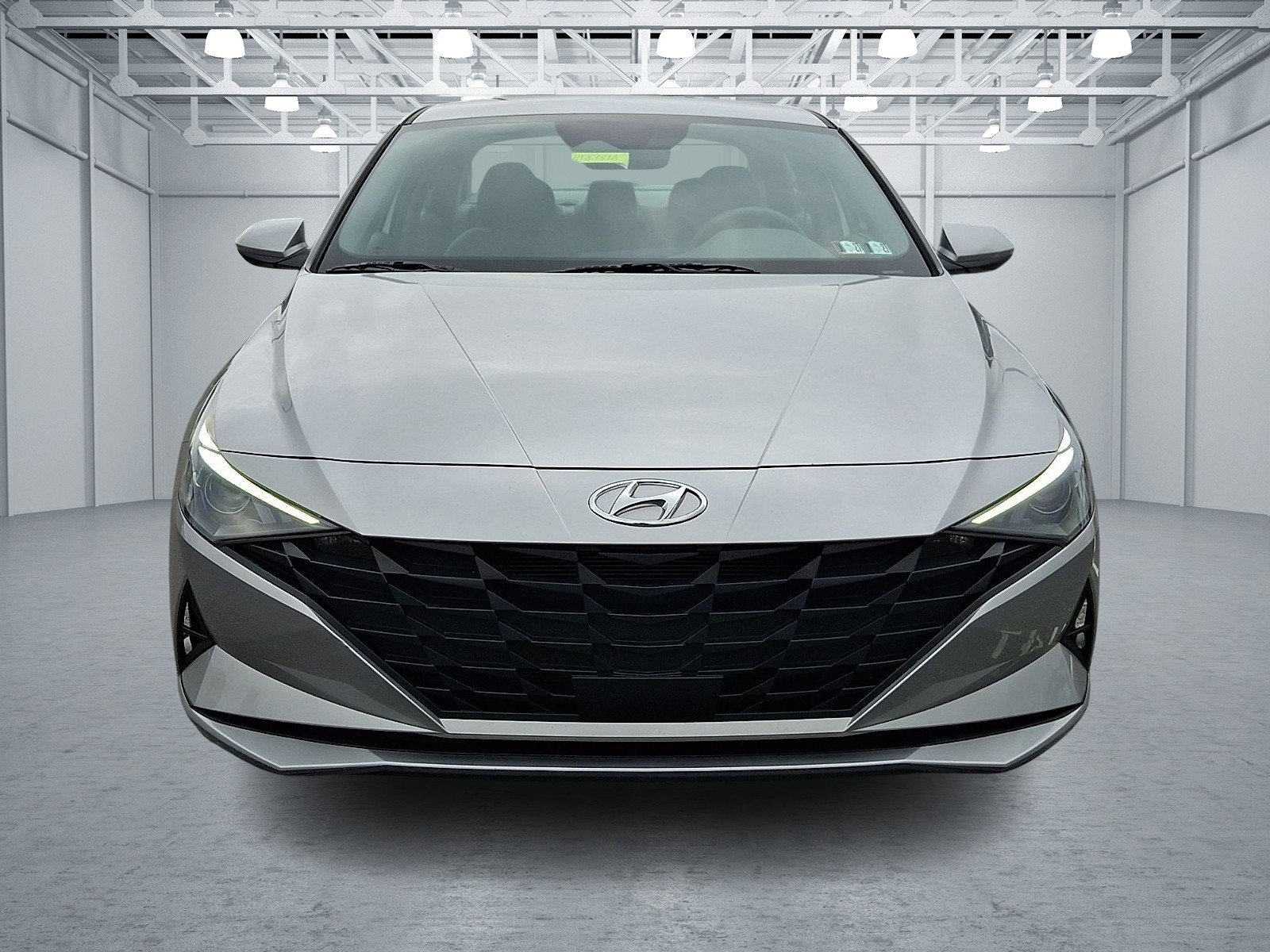 Used 2023 Shimmering Silver Pearl Hyundai SEL image 1