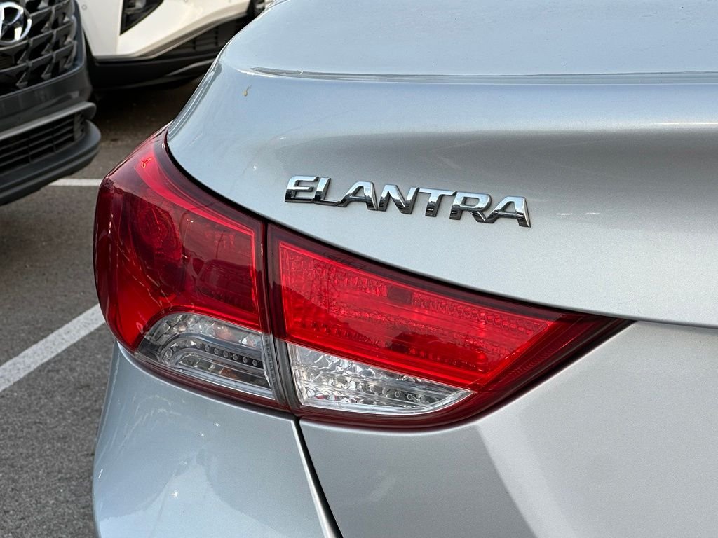 2013 Hyundai Elantra Limited - Photo 9