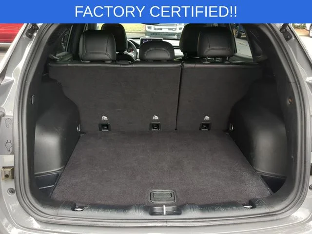 Used 2024 Gray Jeep Latitude image 29