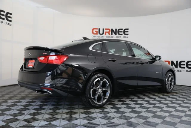Used 2019 Black Chevrolet RS image 25