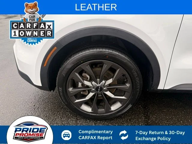 Used 2023 White Kia X-Line EX image 13
