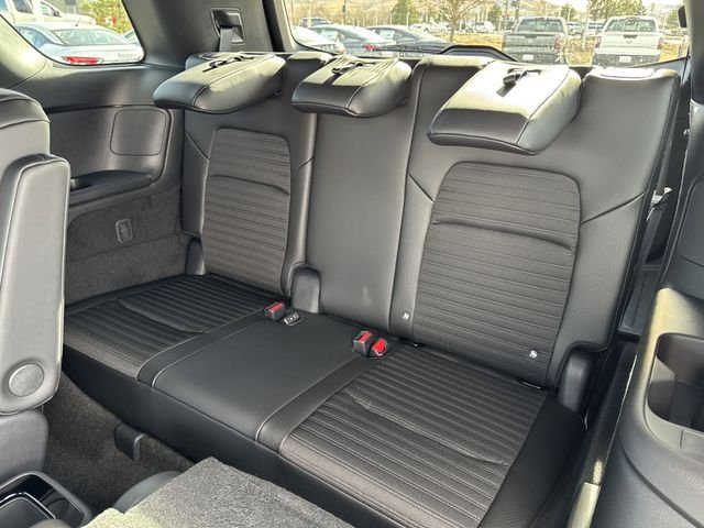 New 2026 Boulder Gray Pearl / Super Black Two-tone Nissan Rock Creek image 19