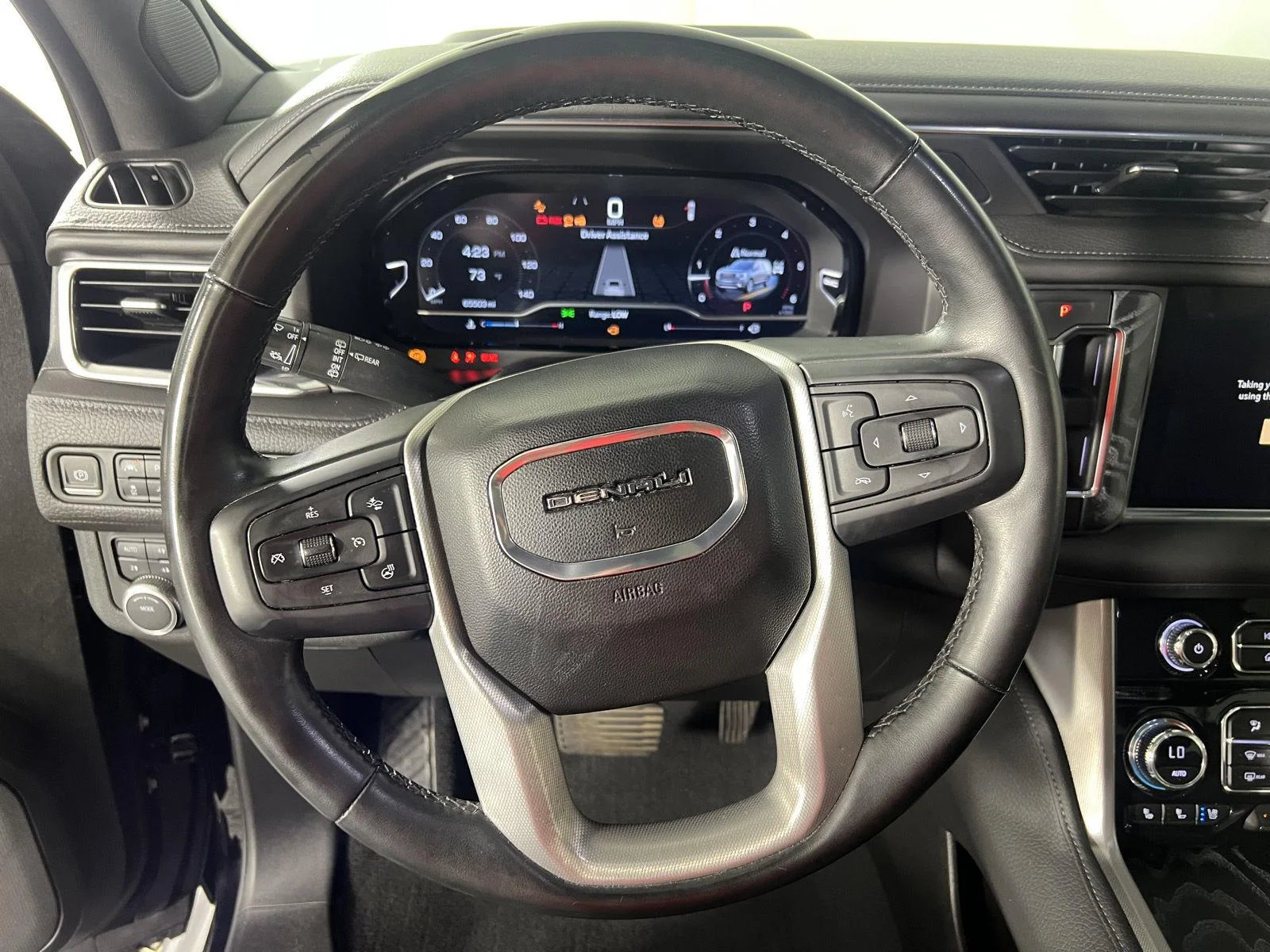 Used 2023 Onyx Black GMC Denali image 19