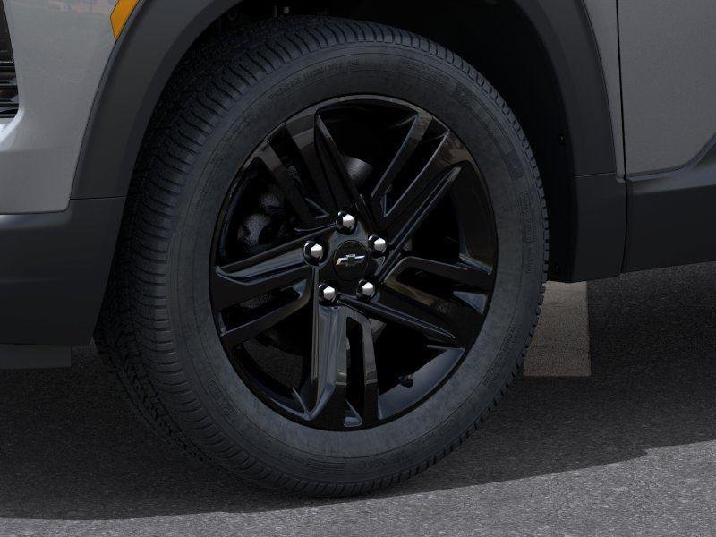 New 2026 Sterling Gray Metallic Chevrolet LT image 9