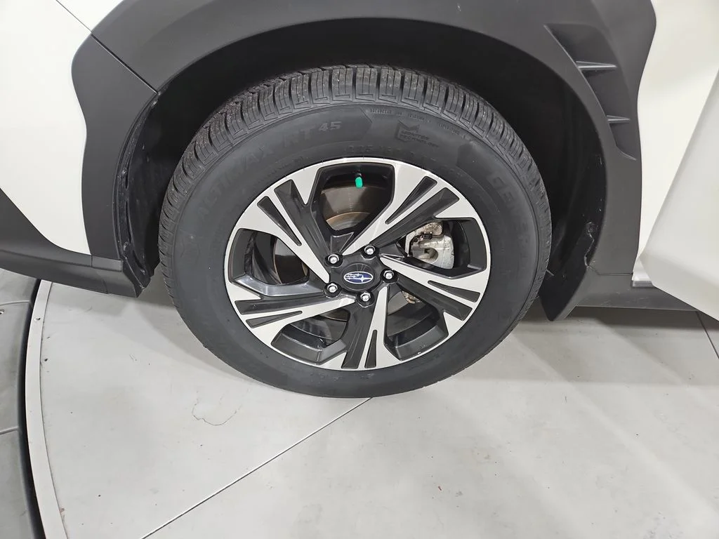 Certified Used 2024 White Subaru Premium image 28
